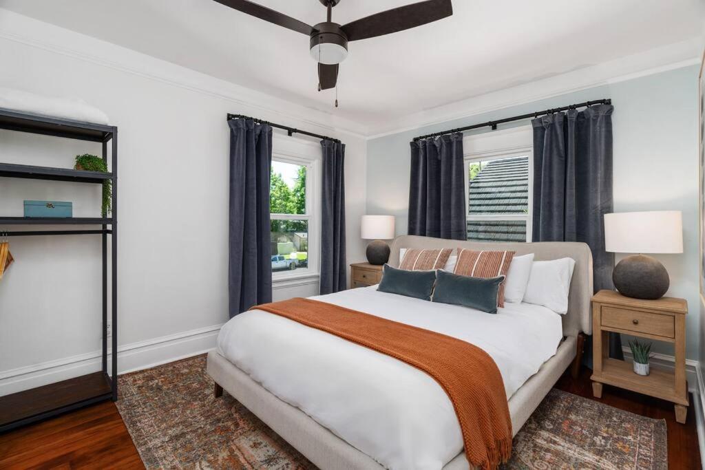 Grape Escape Inn & Suites Lodi Bagian luar foto