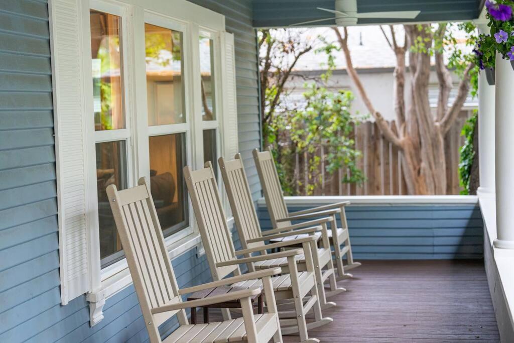 Grape Escape Inn & Suites Lodi Bagian luar foto